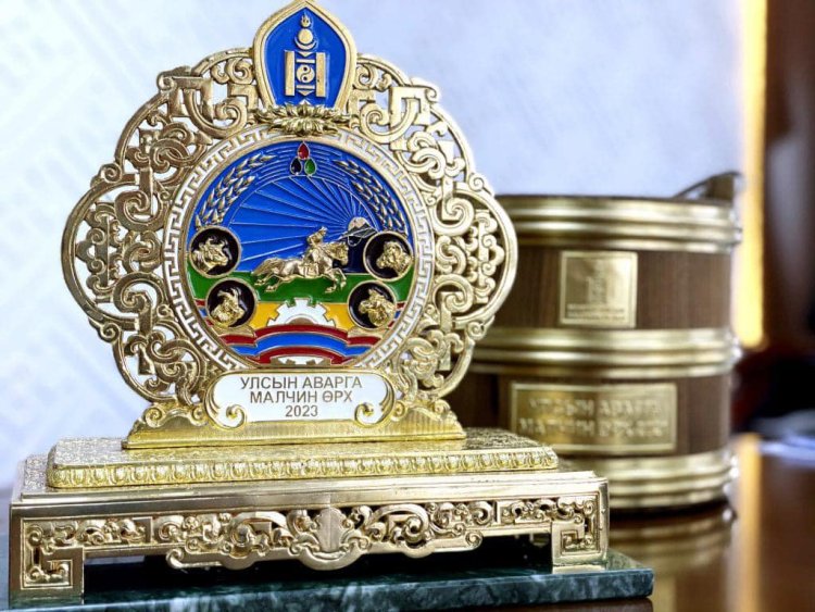 ДЭЛГЭРЭХ СУМААС ”МОНГОЛ УЛСЫН АВАРГА МАЛЧИН” ТОДОРЛОО.